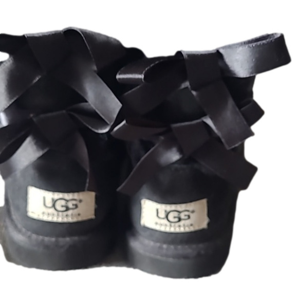 UGG Other - Girl Ugg Bow Boots.   LIKE NEW